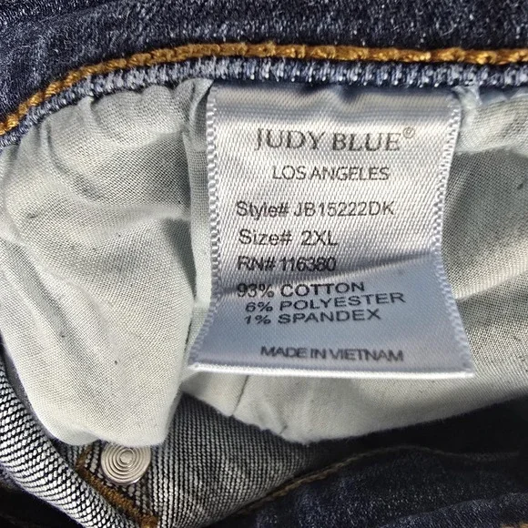 Judy Blue Shorts Womens 2XL Plus Stretch Blue Denim Bermuda Relaxed Summer - Picture 8 of 9